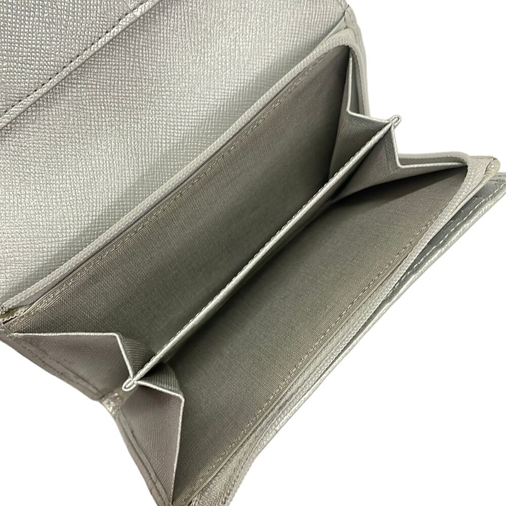 Burberry Trifold Wallet - Picture 4 of 6